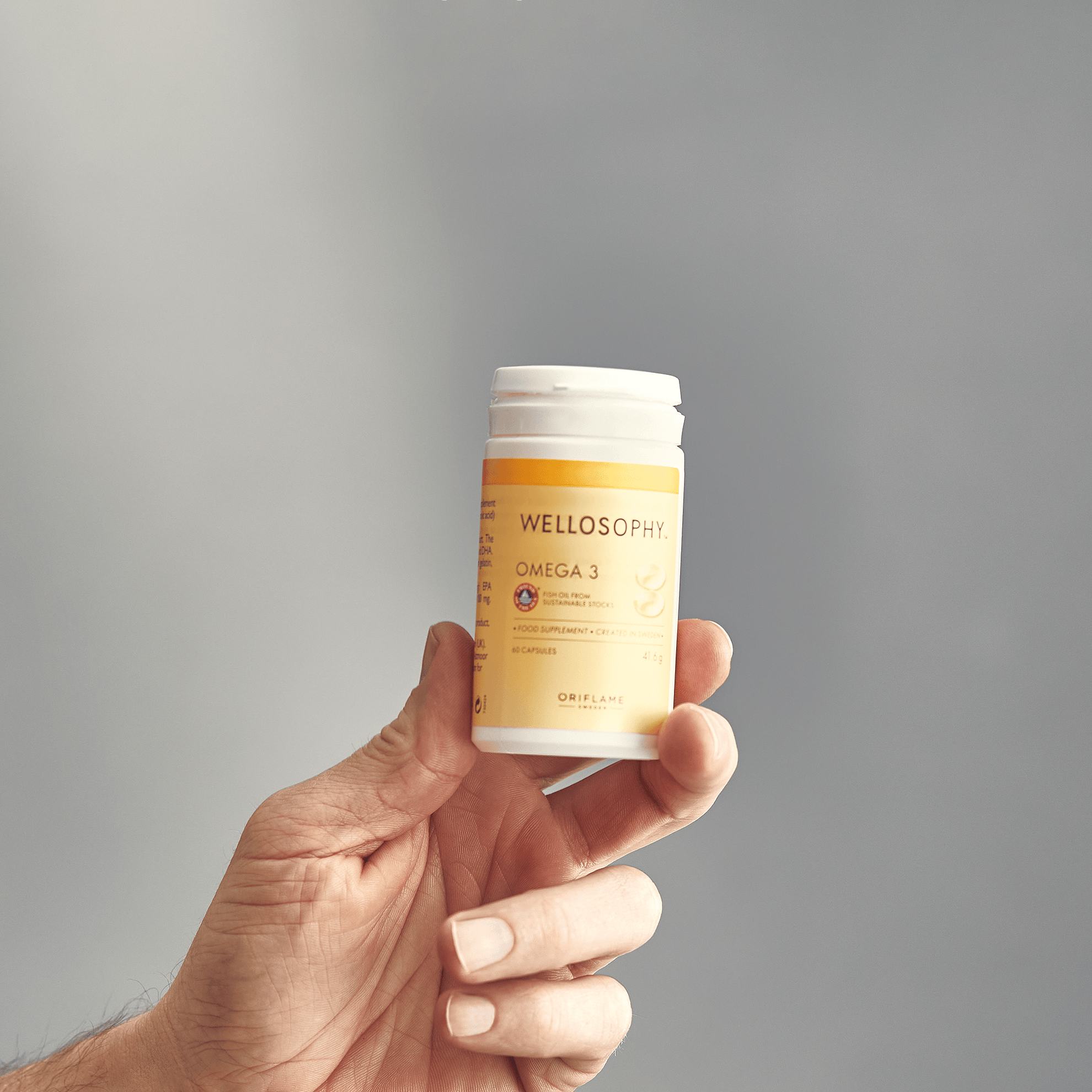 https://media-cdn.oriflame.vn/productImage?externalMediaId=product-management-media%2fProducts%2f38556%2f38556_4.png&MediaId=16654611&Version=5