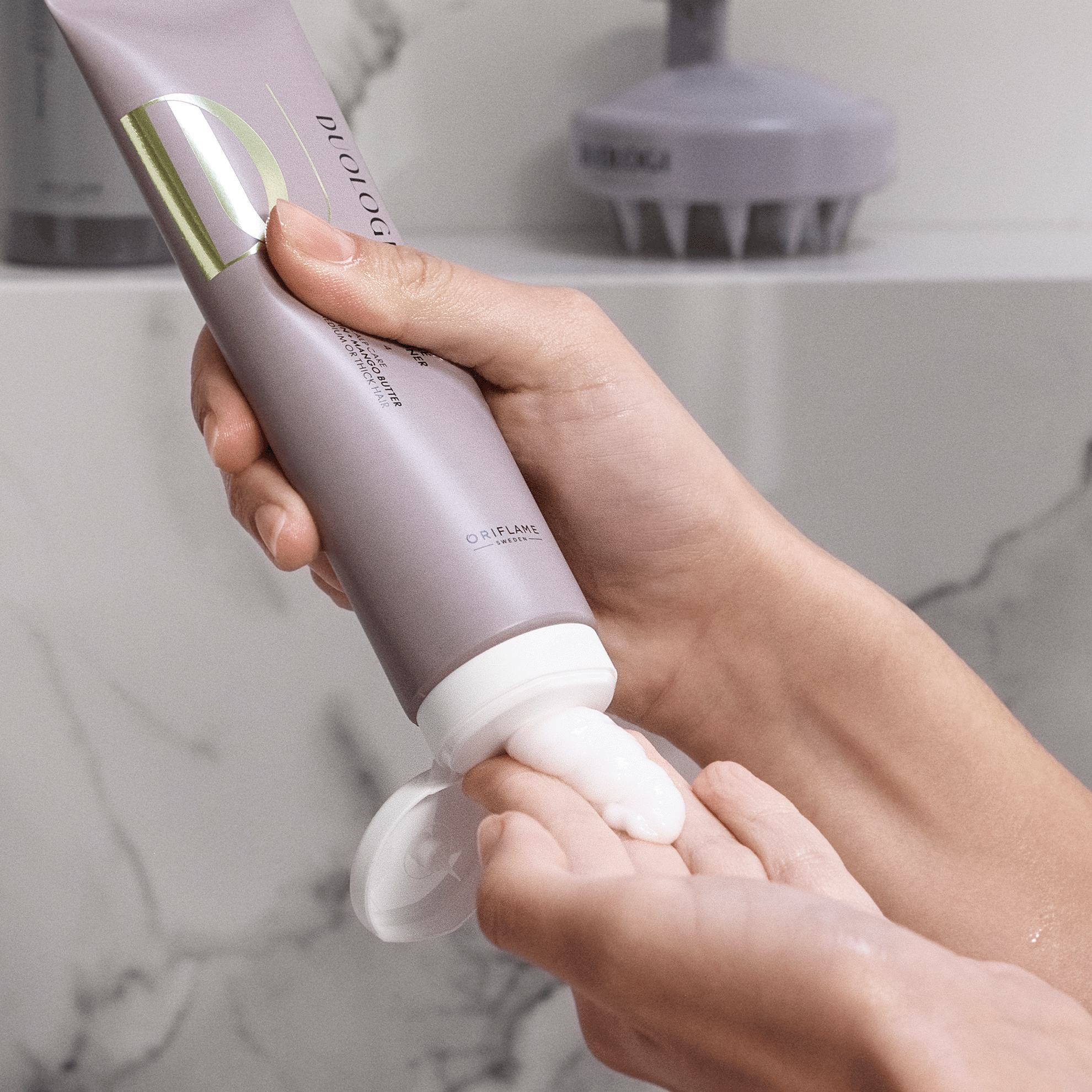 https://media-cdn.oriflame.vn/productImage?externalMediaId=product-management-media%2fProducts%2f44960%2f44960_2.png&MediaId=17121199&Version=3