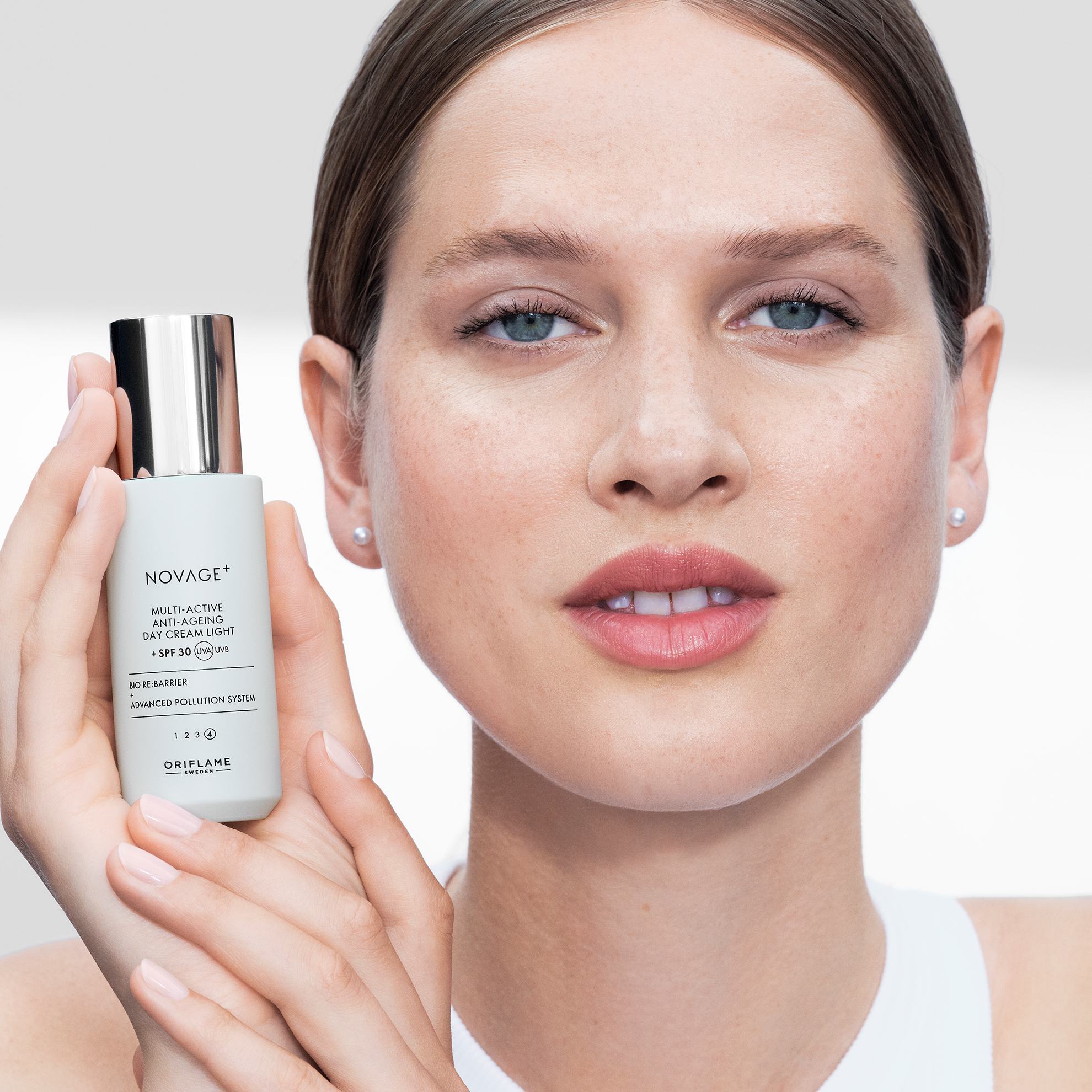 https://media-cdn.oriflame.vn/productImage?externalMediaId=product-management-media%2fProducts%2f41044%2f41044_6.png&id=17447818&version=3