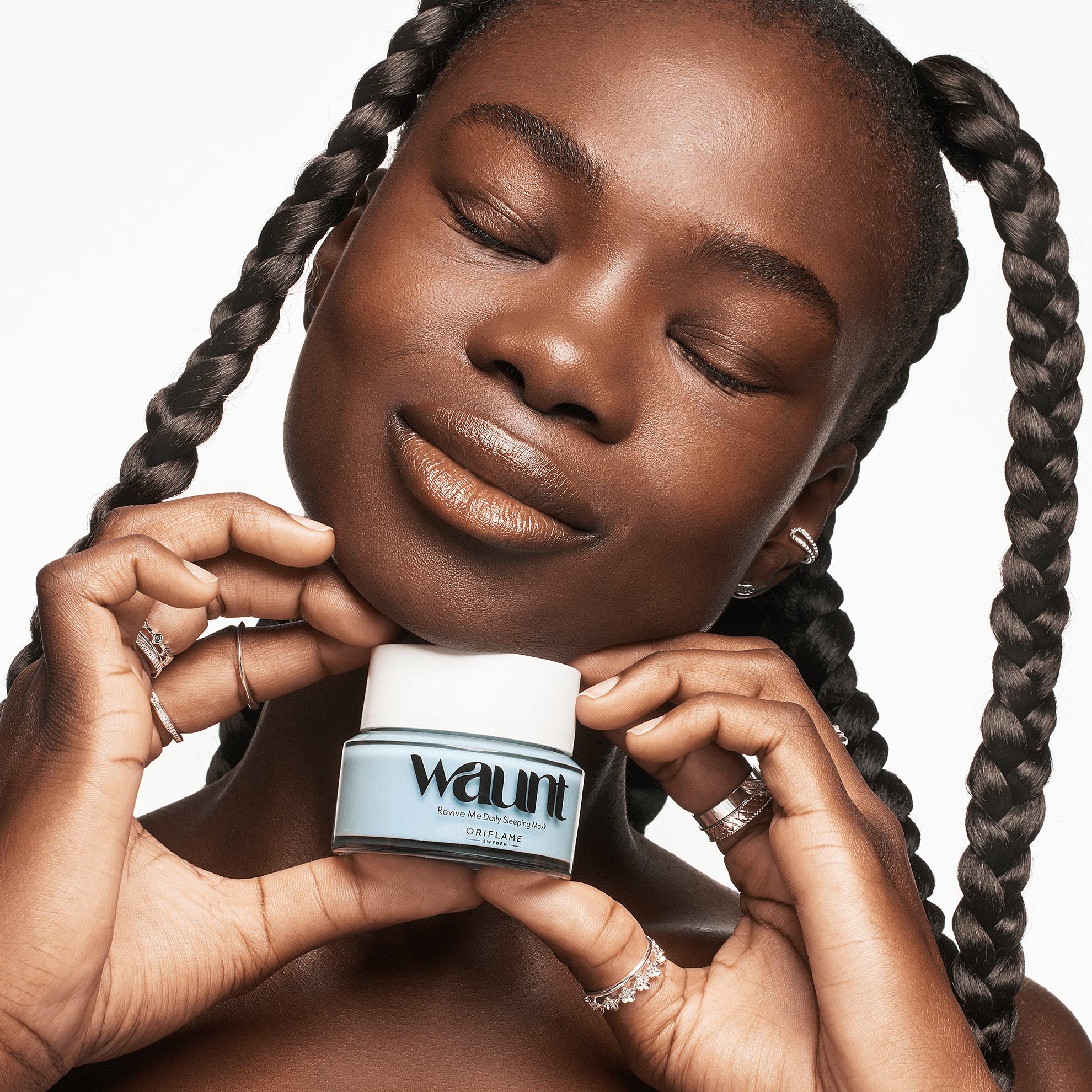 https://media-cdn.oriflame.vn/productImage?externalMediaId=product-management-media%2fProducts%2f41372%2f41372_4.png&id=15968889&version=1