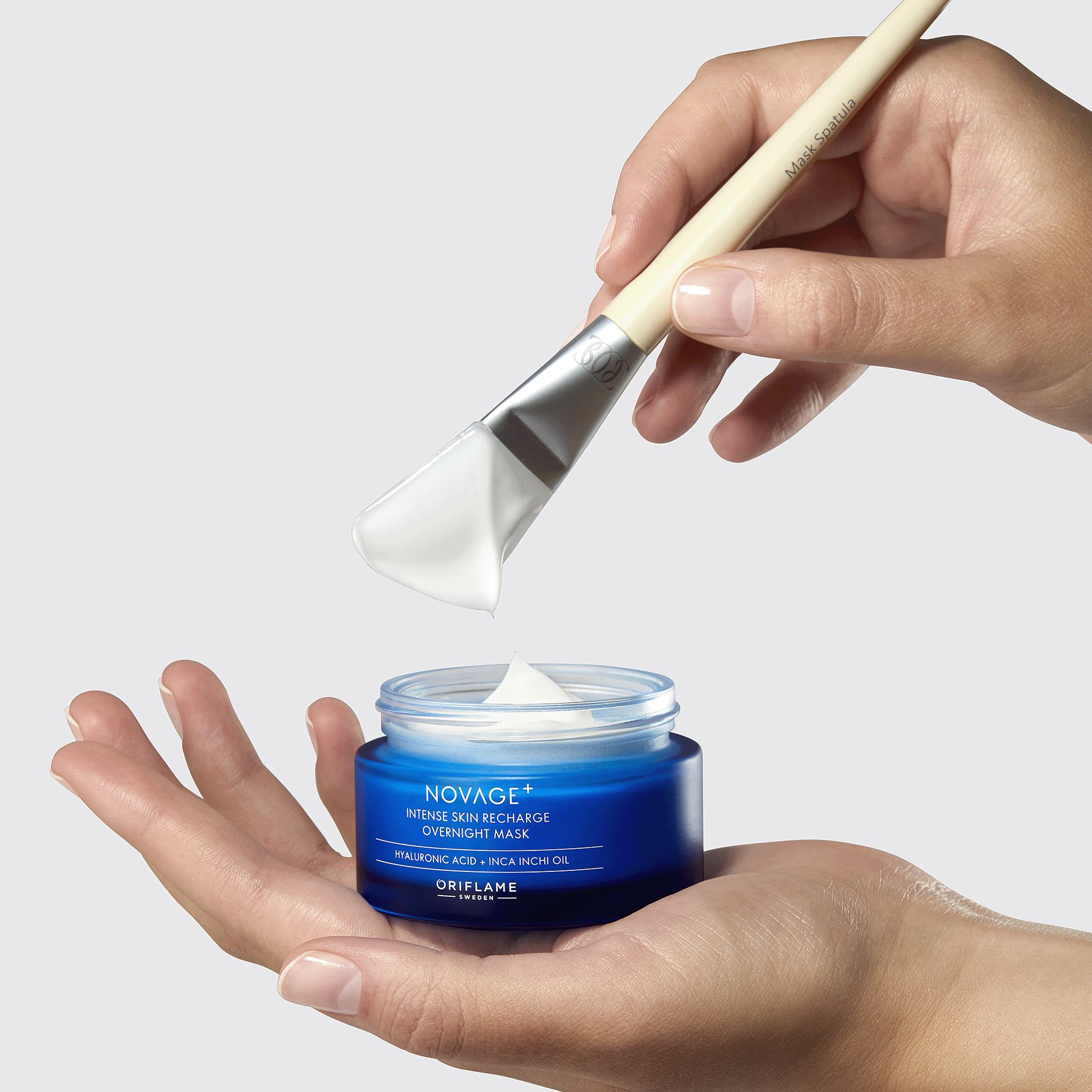 https://media-cdn.oriflame.vn/productImage?externalMediaId=product-management-media%2fProducts%2f42255%2fVX%2f42255_3.png&id=20022821&version=1