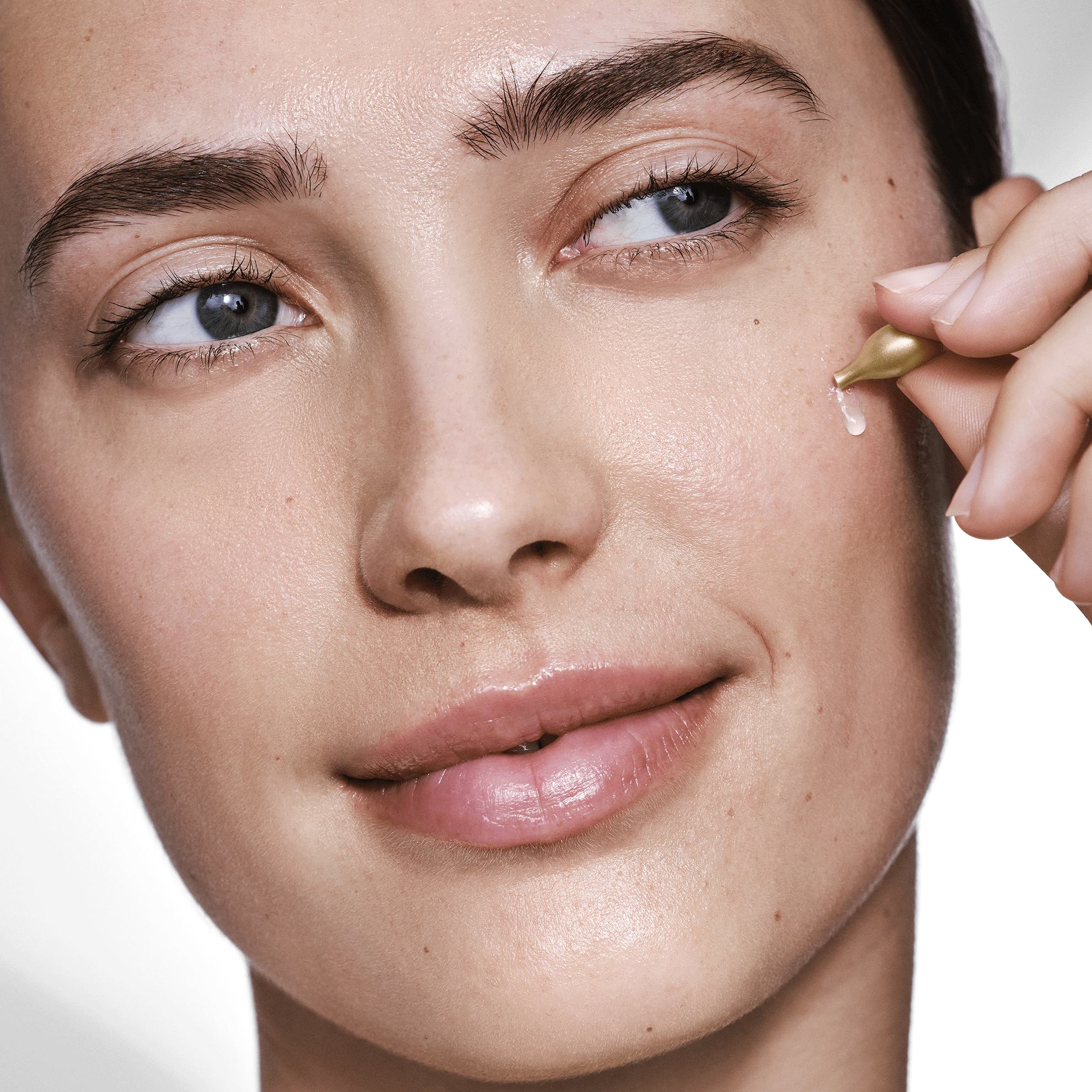 https://media-cdn.oriflame.vn/productImage?externalMediaId=product-management-media%2fProducts%2f42256%2fVX%2f42256_4.png&id=20034995&version=1