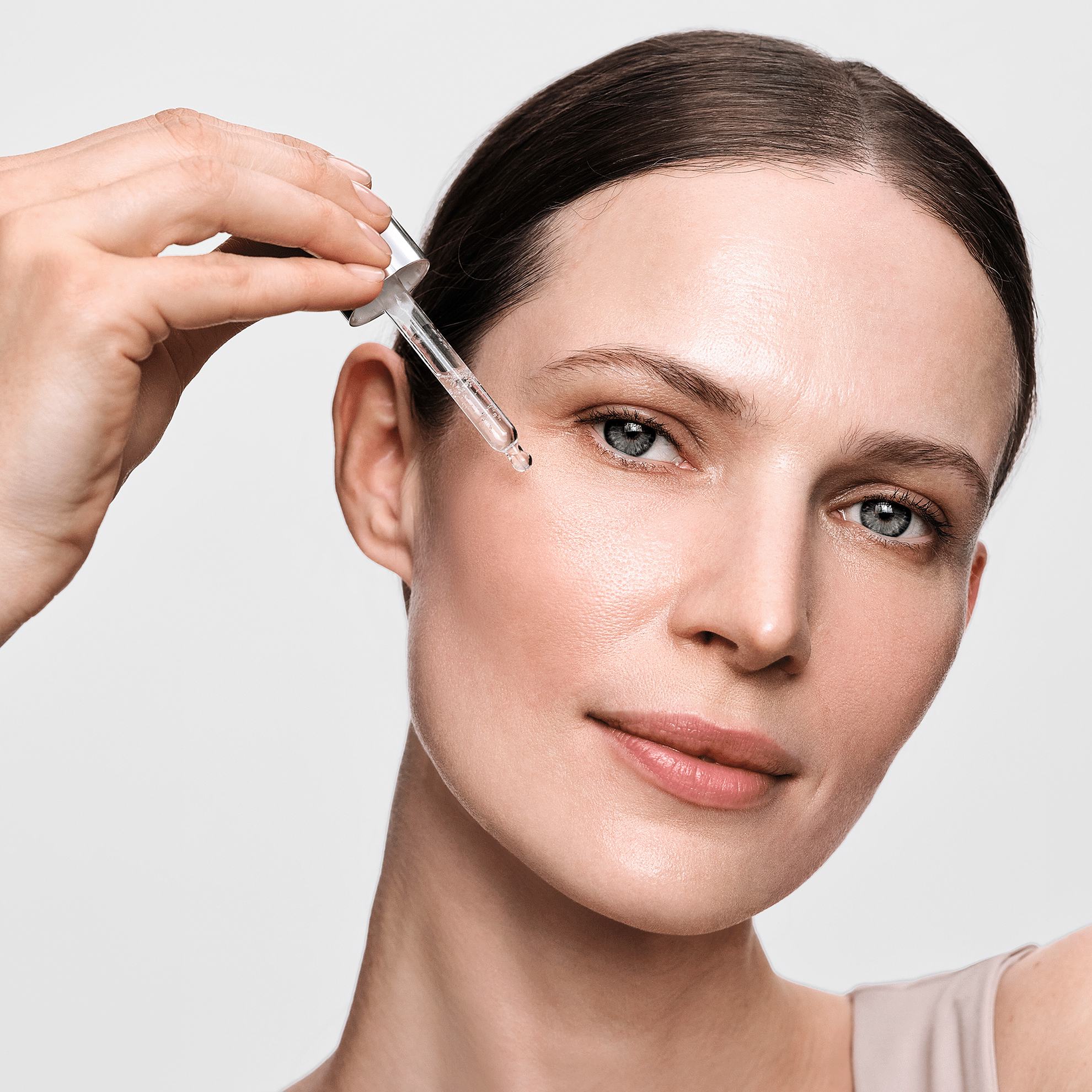 https://media-cdn.oriflame.vn/productImage?externalMediaId=product-management-media%2fProducts%2f42444%2f42444_6.png&id=17641290&version=1