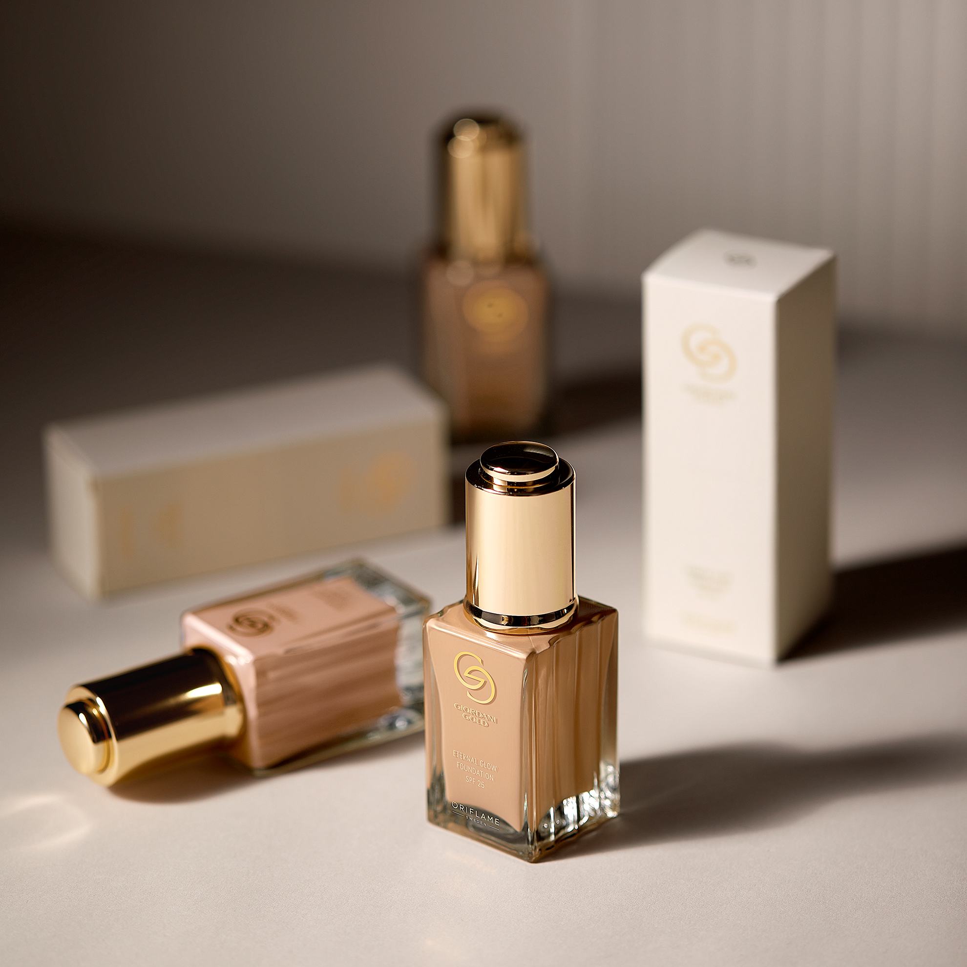 https://media-cdn.oriflame.vn/productImage?externalMediaId=product-management-media%2fProducts%2f43243%2f43243_9.png&id=18142012&version=1