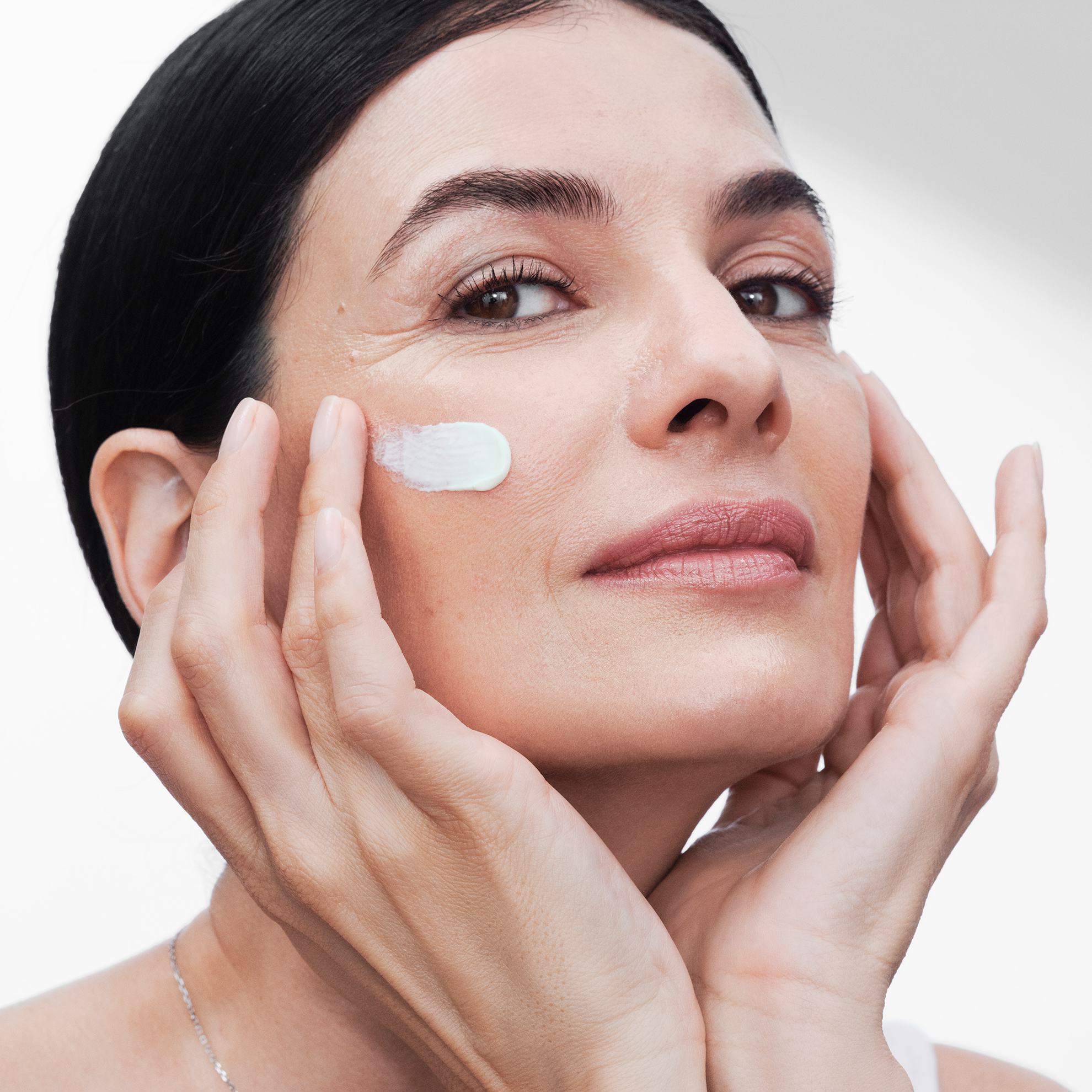 https://media-cdn.oriflame.vn/productImage?externalMediaId=product-management-media%2fProducts%2f43691%2f43691_5.png&id=17458043&version=2