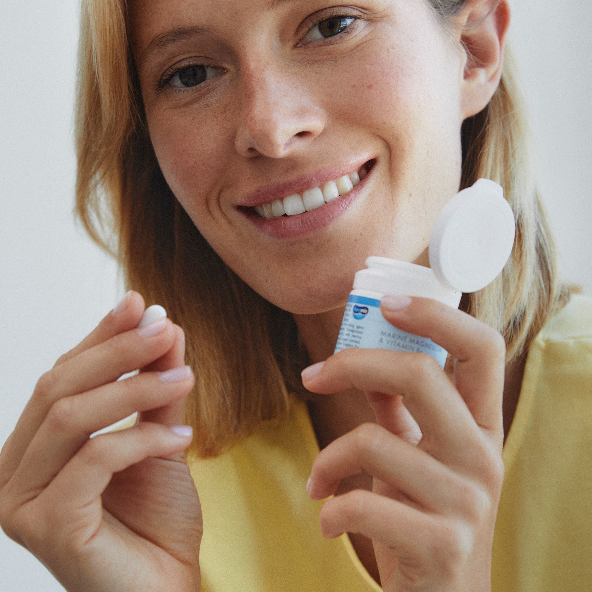 https://media-cdn.oriflame.vn/productImage?externalMediaId=product-management-media%2fProducts%2f44221%2f44221_6.png&id=19717105&version=2