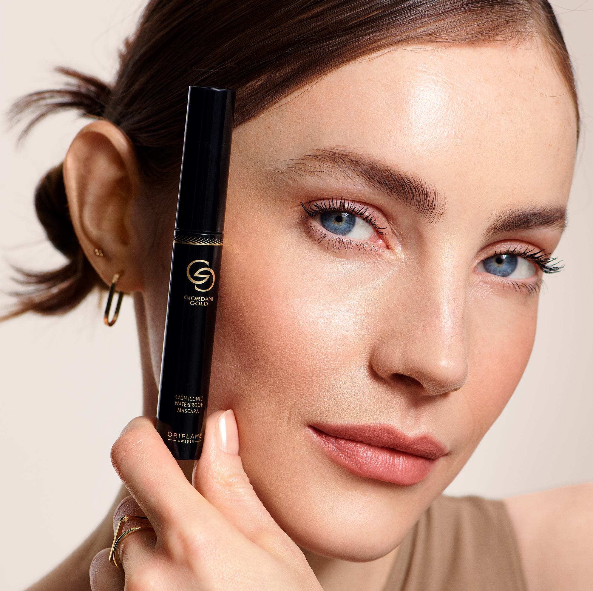 https://media-cdn.oriflame.vn/productImage?externalMediaId=product-management-media%2fProducts%2f44655%2f44655_4.png&id=18927790&version=3