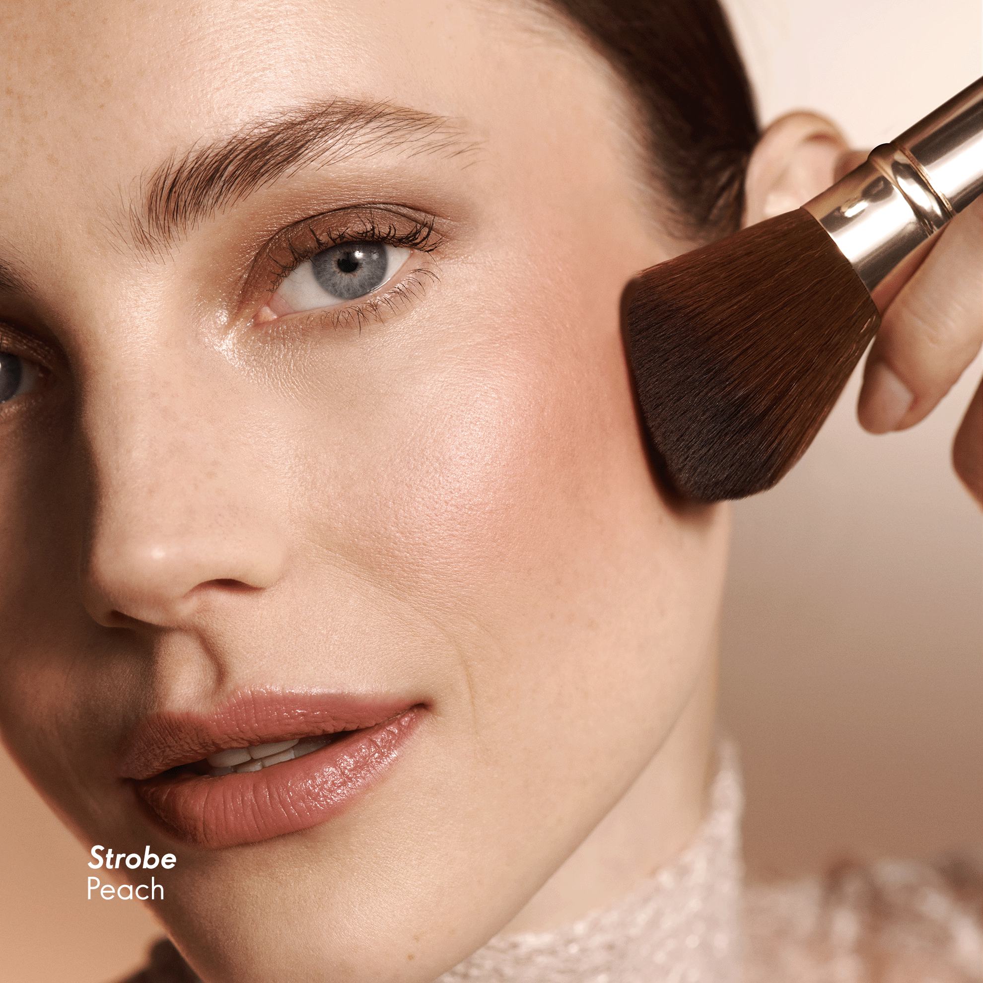 https://media-cdn.oriflame.vn/productImage?externalMediaId=product-management-media%2fProducts%2f44917%2f44917_2.png&id=19190176&version=2