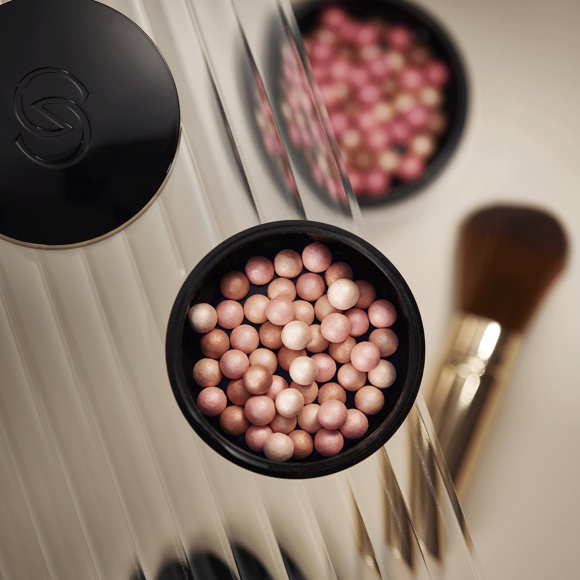 https://media-cdn.oriflame.vn/productImage?externalMediaId=product-management-media%2fProducts%2f44917%2f44917_7.png&id=19190181&version=2