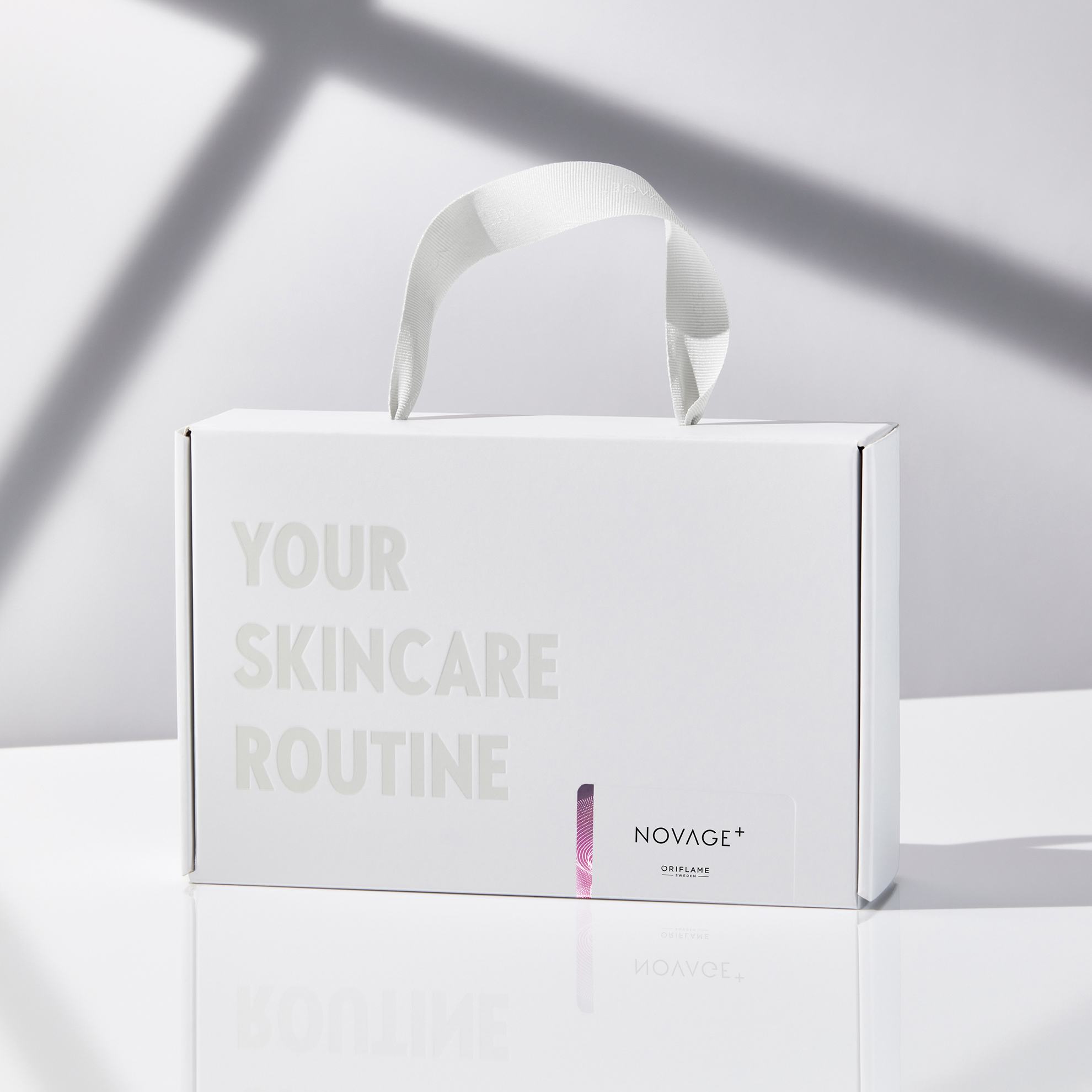 https://media-cdn.oriflame.vn/productImage?externalMediaId=product-management-media%2fProducts%2f45608%2f45608_3.png&id=17433393&version=2