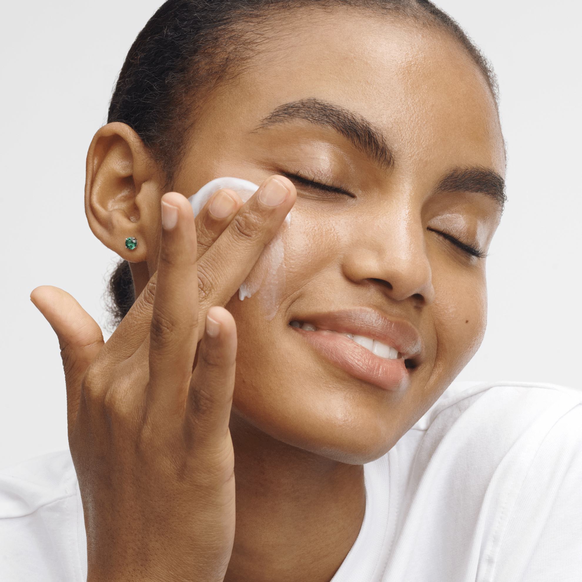 https://media-cdn.oriflame.vn/productImage?externalMediaId=product-management-media%2fProducts%2f46900%2f46900_4.png&id=19904754&version=1