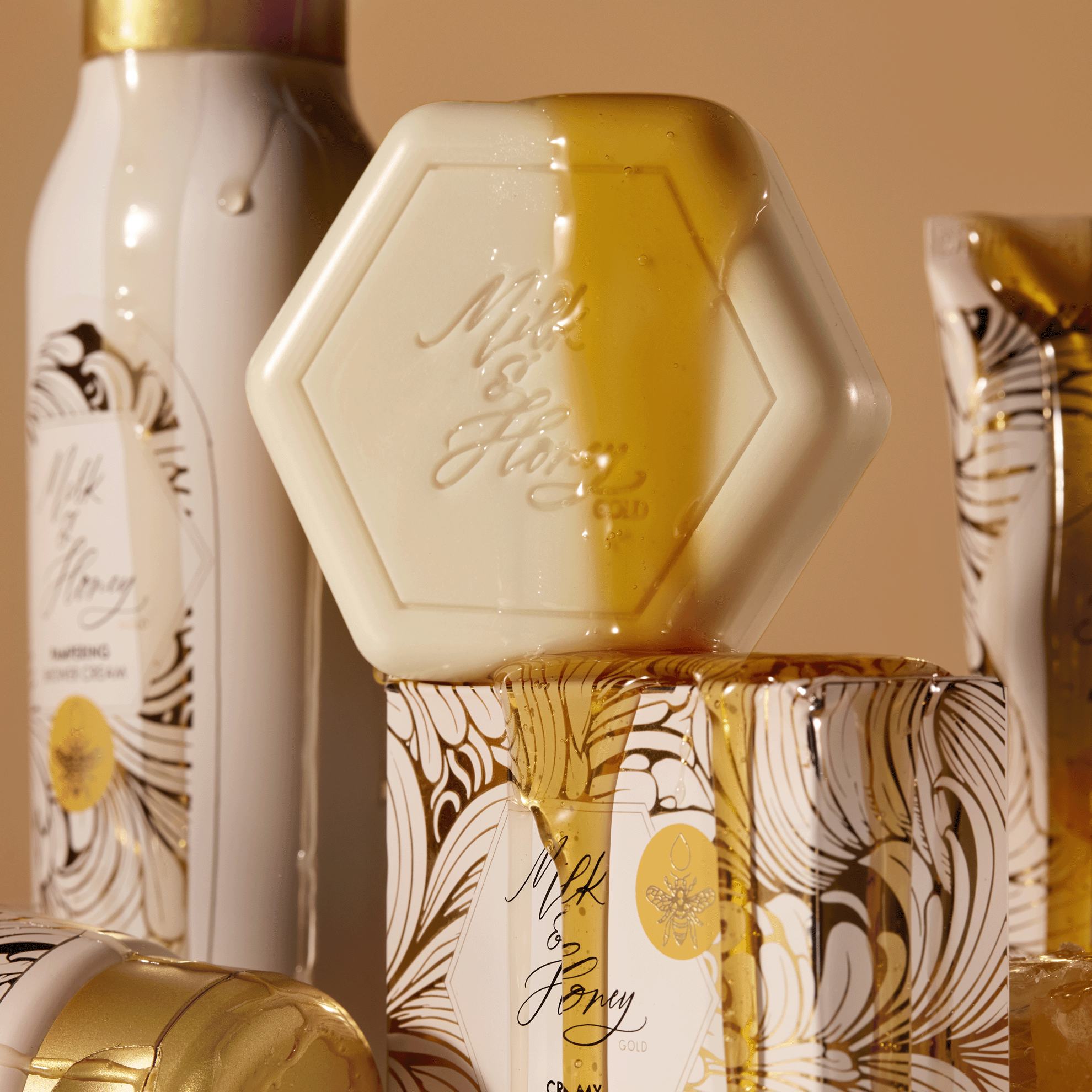 https://media-cdn.oriflame.vn/productImage?externalMediaId=product-management-media%2fProducts%2f46971%2f46971_11.png&id=19555074&version=3
