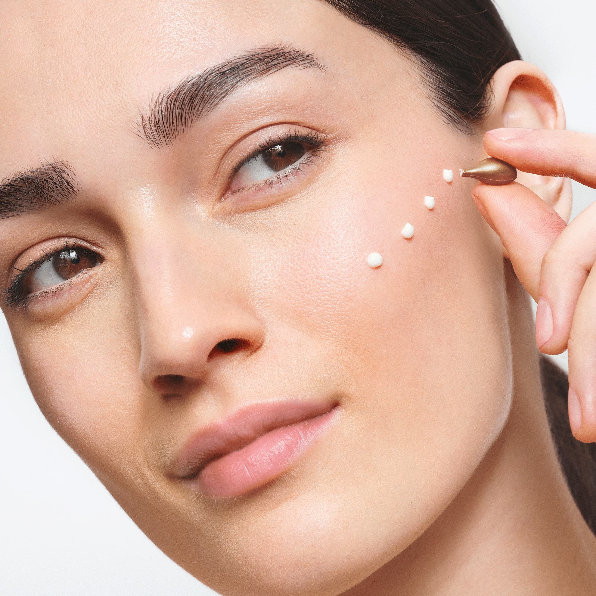 https://media-cdn.oriflame.vn/productImage?externalMediaId=product-management-media%2fProducts%2f47103%2f47103_5.png&id=19184205&version=2