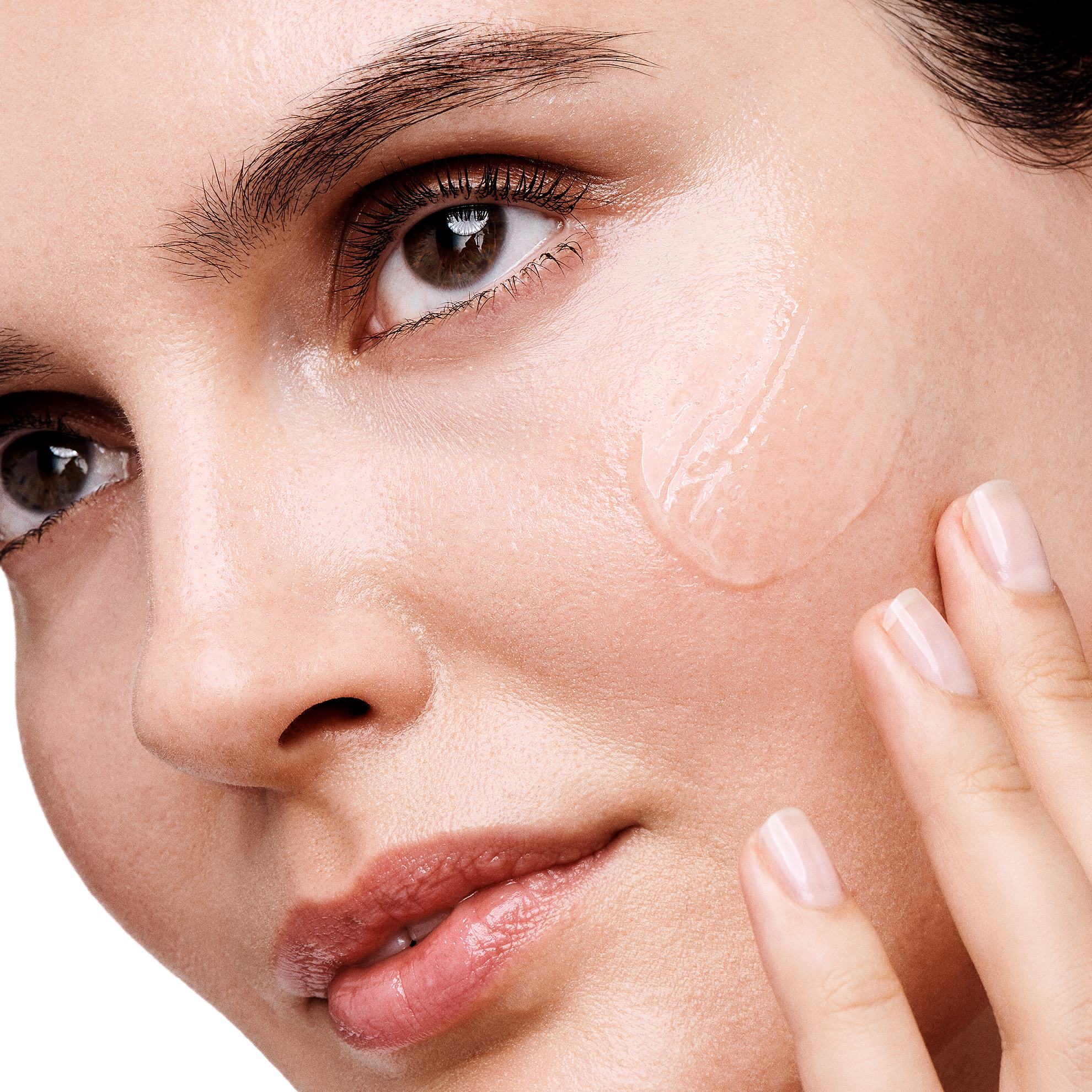 https://media-cdn.oriflame.vn/productImage?externalMediaId=product-management-media%2fProducts%2f42556%2f42556_4.png&MediaId=14861691&Version=2