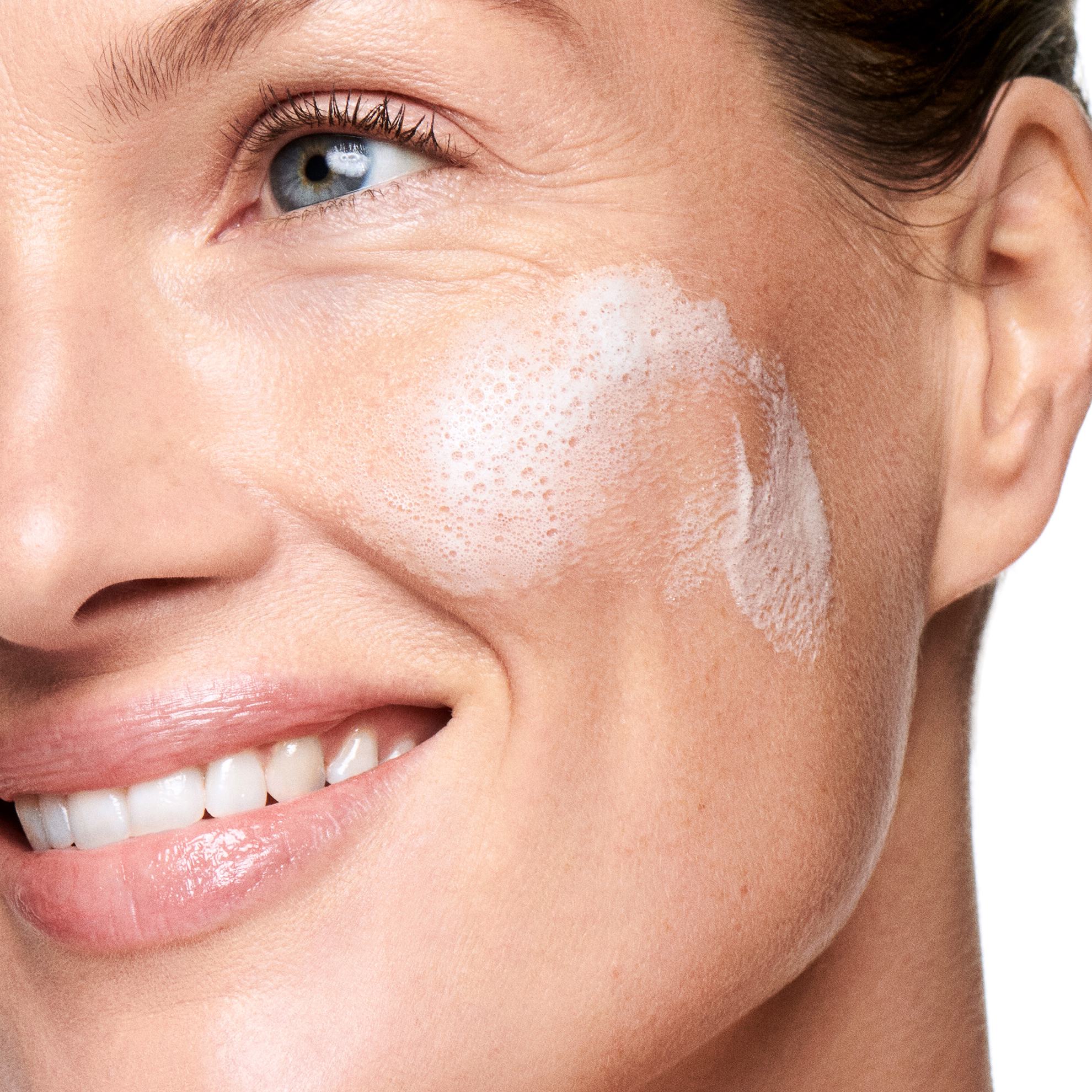 https://media-cdn.oriflame.vn/productImage?externalMediaId=product-management-media%2fProducts%2f42609%2f42609_3.png&MediaId=14898373&Version=2