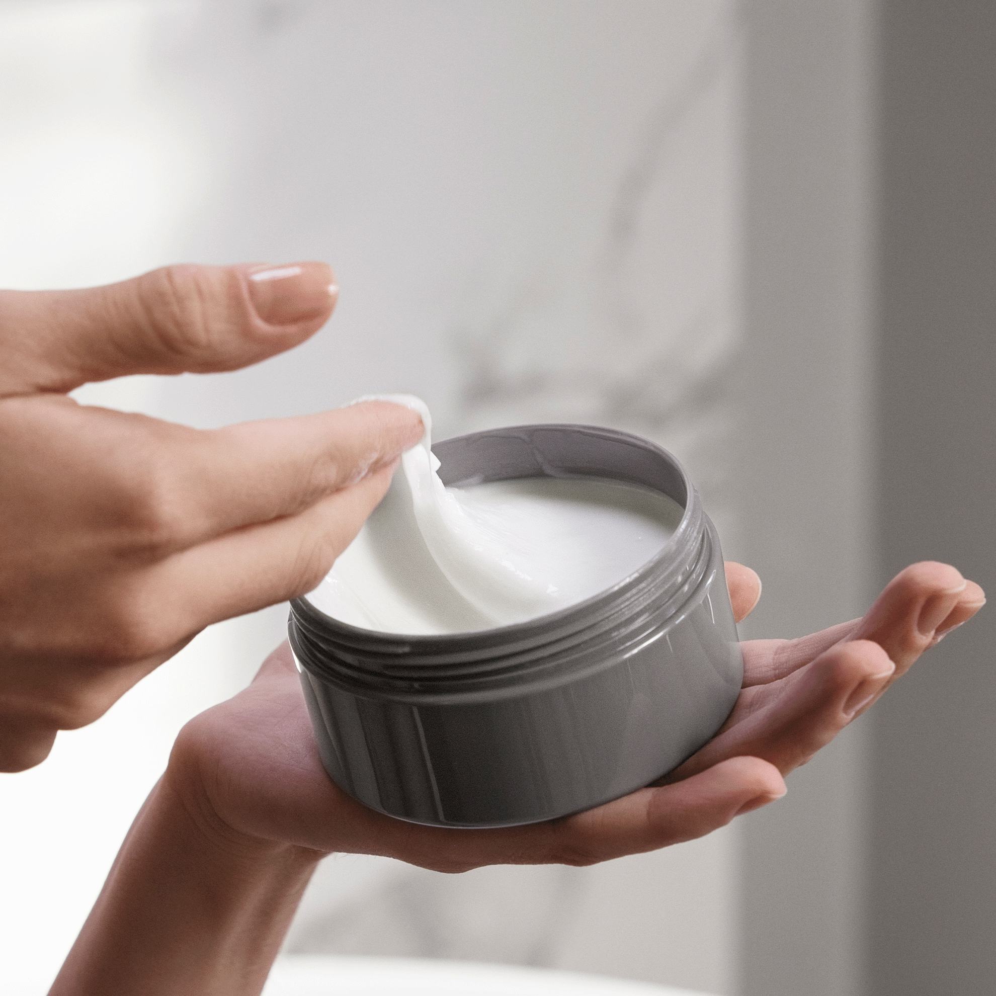 https://media-cdn.oriflame.vn/productImage?externalMediaId=product-management-media%2fProducts%2f44963%2f44963_2.png&MediaId=17121216&Version=3