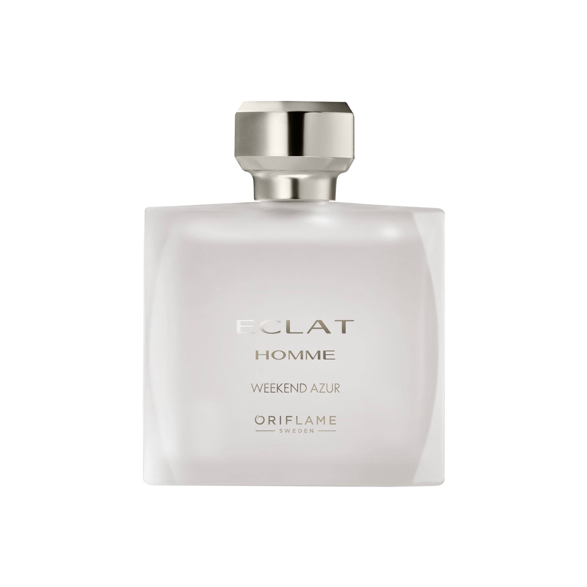 Một chai nước hoa màu trắng