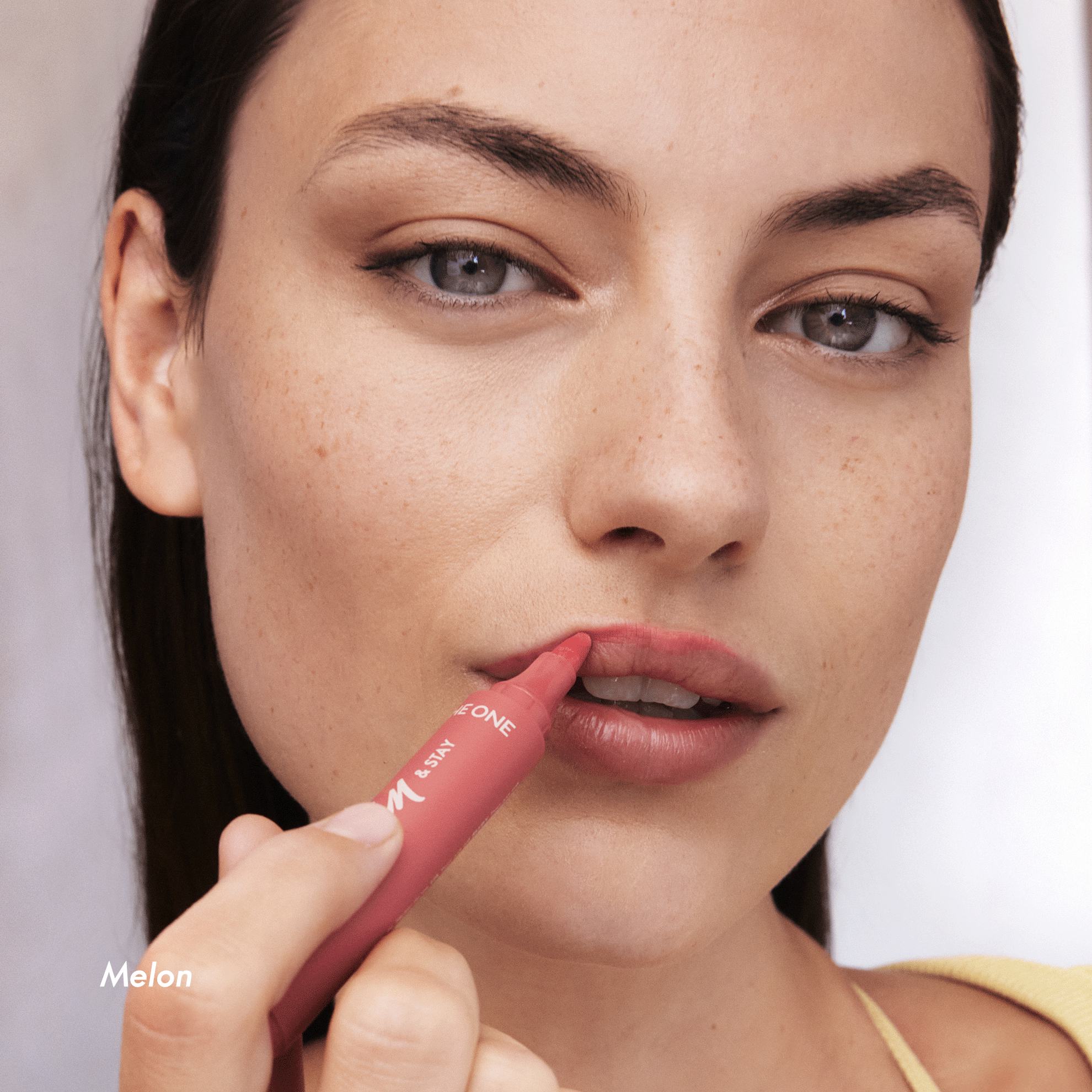 https://media-cdn.oriflame.vn/productImage?externalMediaId=product-management-media%2fProducts%2f46889%2f46889_8.png&MediaId=20076065&Version=2
