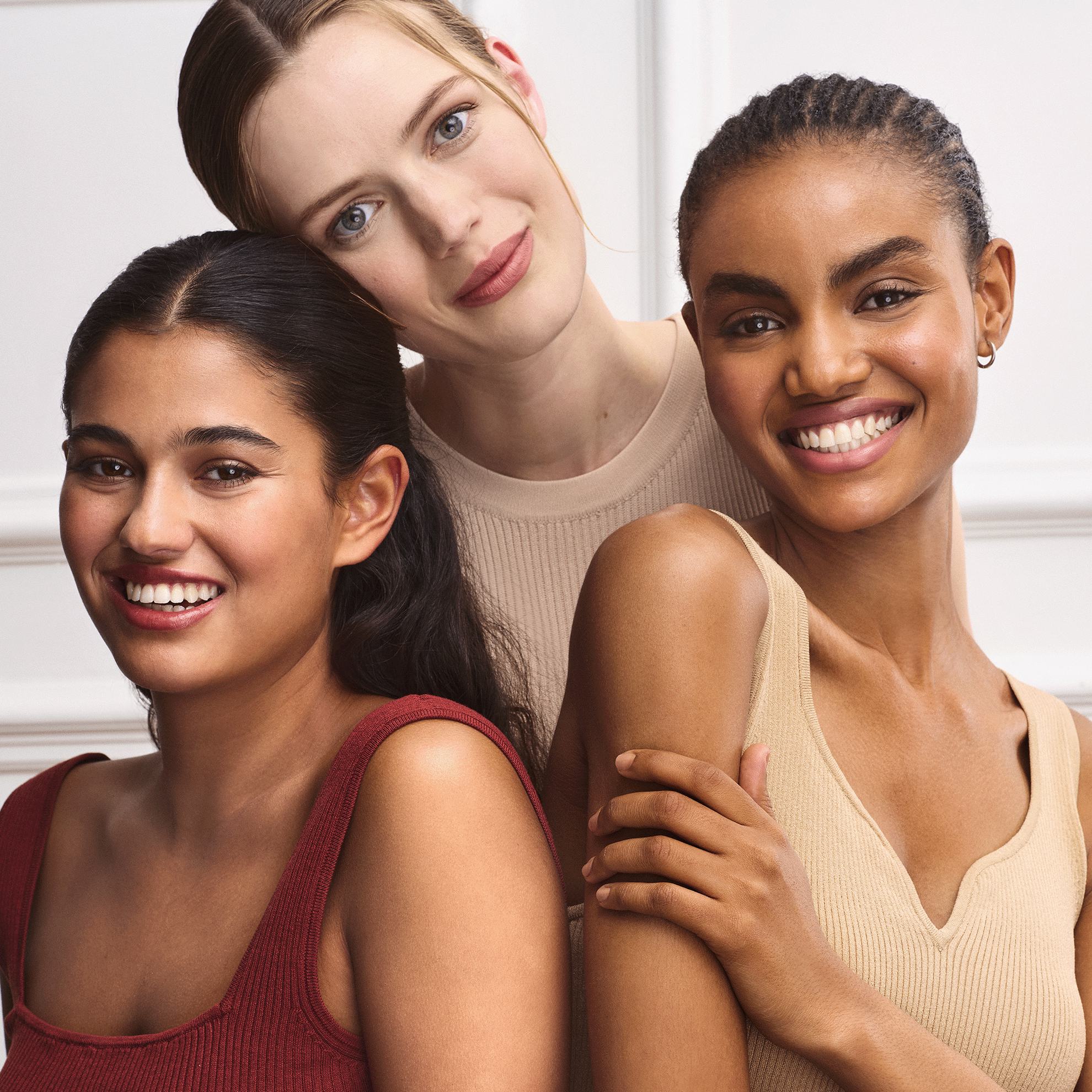 https://media-cdn.oriflame.vn/productImage?externalMediaId=product-management-media%2fProducts%2f46906%2f46906_8.png&MediaId=19738308&Version=2